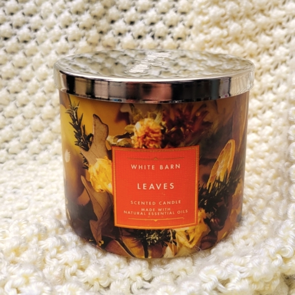 Bath & Body Works Leaves Candle